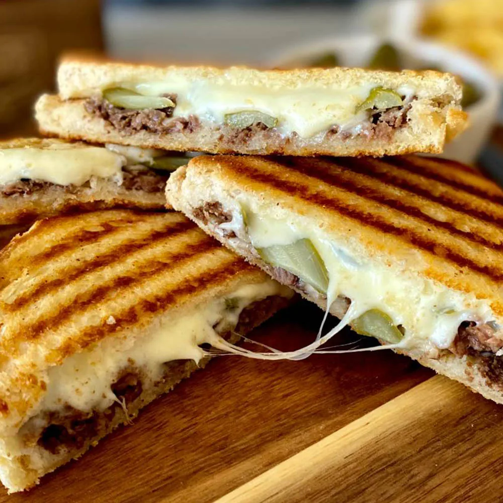 Kavurmalı Tost
